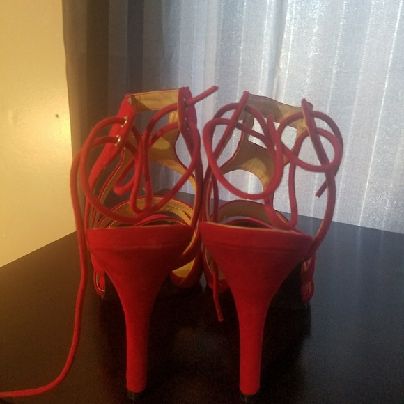 Red Heels - Picture 2 of 4